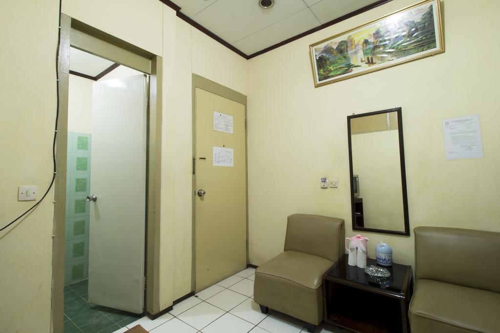 Reddoorz @ Klender Otel Cakarta Dış mekan fotoğraf